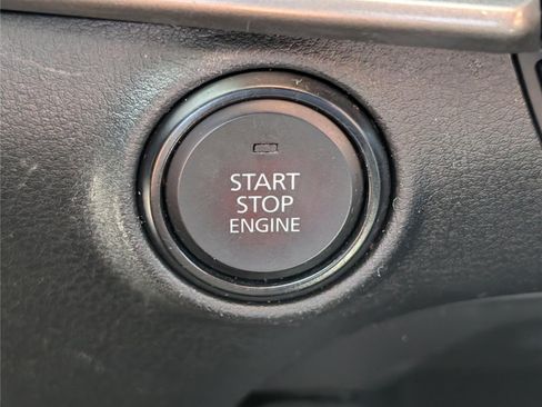 Used 2024 MAZDA MAZDA3 s FWD image 22