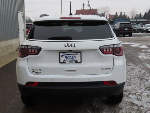 Used 2022 Jeep Compass Latitude w/ Convenience Group image 12