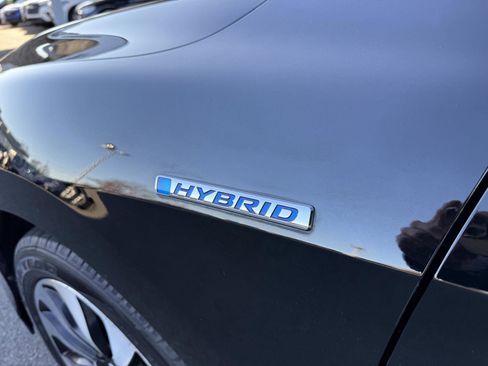 Used 2017 Honda Accord Touring image 11