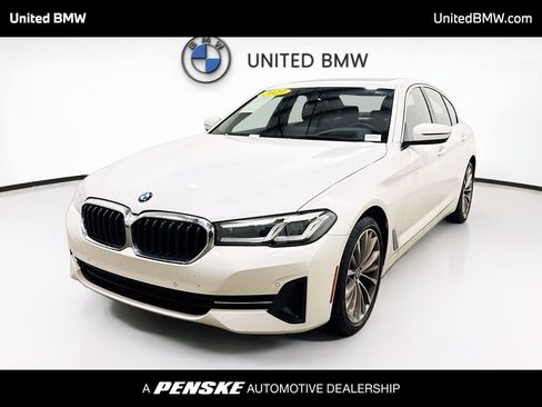 Used 2023 BMW 530i w/ Premium Package RWD image 1