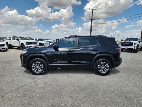 Used 2025 Chevrolet Equinox LT w/ Convenience Package II FWD image 4