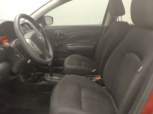 Used 2019 Nissan Versa S Plus FWD image 17