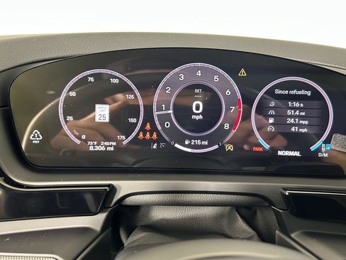 Certified 2026 Porsche Cayenne AWD/4WD image 21