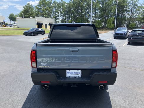 Certified 2025 Honda Ridgeline Sport image 9