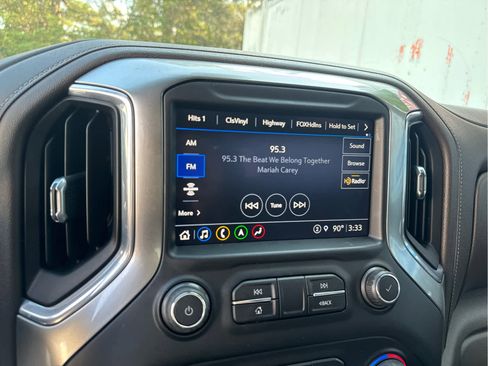Used 2021 Chevrolet Silverado 1500 LTZ w/ LTZ Premium Package AWD/4WD image 28