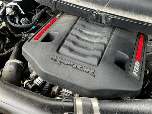 Used 2023 Ford F150 Raptor AWD/4WD image 11