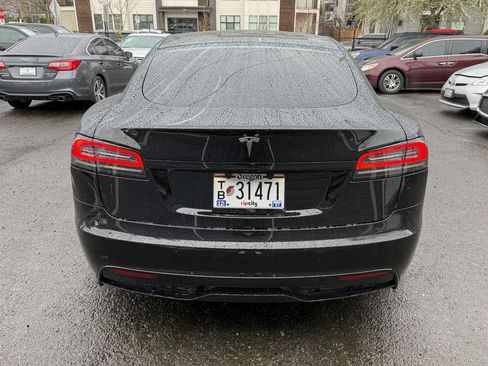 Used 2022 Tesla Model S image 9