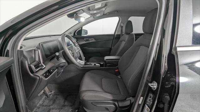 Used 2024 Kia Sportage LX FWD image 14