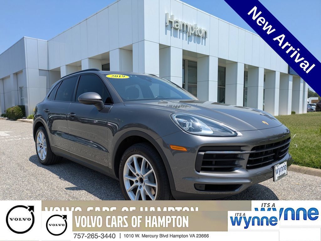 Used 2019 Porsche Cayenne AWD/4WD image 1