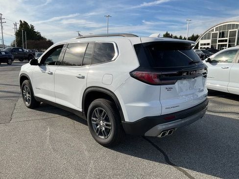 New 2025 GMC Acadia Elevation image 19