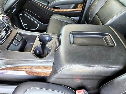 Used 2017 Chevrolet Tahoe LT image 13