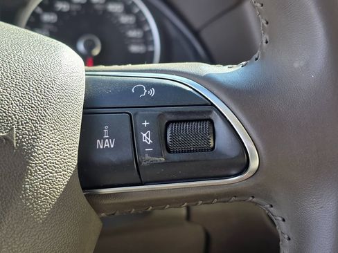 Used 2015 Audi Q5 2.0T Premium Plus w/ Technology Package image 30