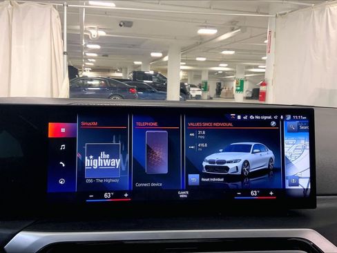 Used 2023 BMW 330i Sedan w/ M Sport Package image 36