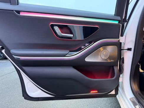 Used 2022 Mercedes-Benz S 500 4MATIC image 14