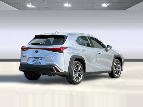 Used 2023 Lexus UX 250h FWD w/ Accessory Package (Z2) image 8