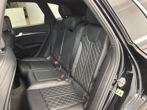 Used 2019 Audi SQ5 Prestige w/ Prestige Package AWD/4WD image 17