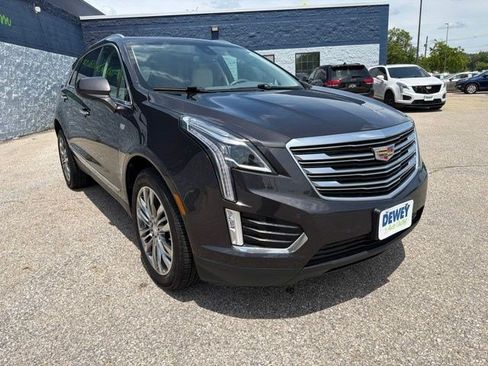 Used 2017 Cadillac XT5 Premium Luxury AWD/4WD image 7