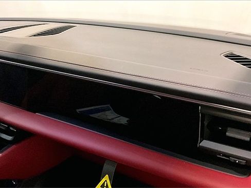 New 2025 Porsche Macan 4S Electric image 18