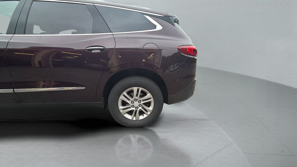 Used 2018 Buick Enclave Essence AWD/4WD image 36