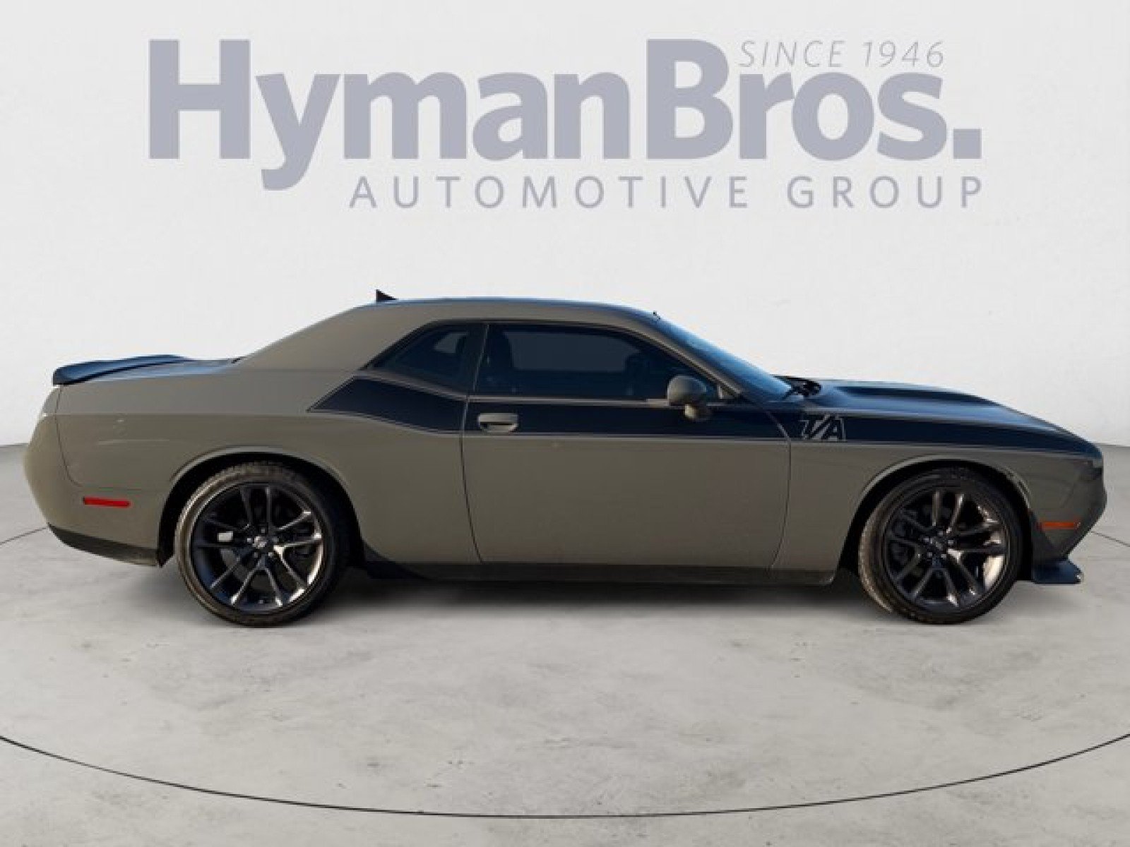 Used 2023 Dodge Challenger R/T w/ T/A Package RWD image 2