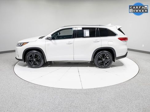 Used 2019 Toyota Highlander Limited image 38