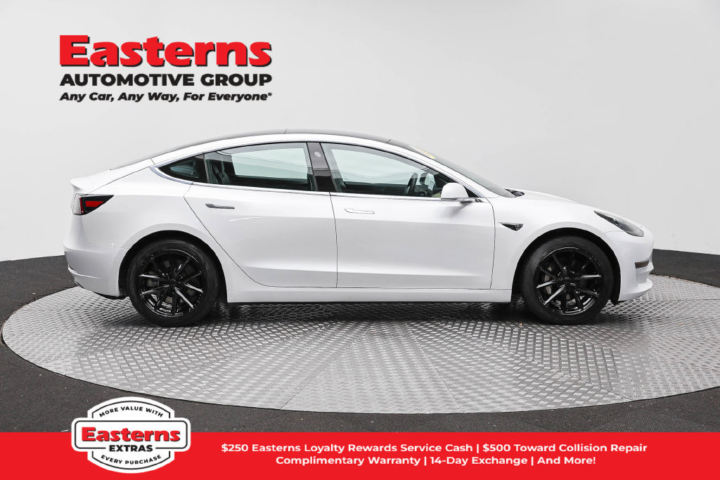Used 2020 Tesla Model 3 Standard Range Plus RWD image 4