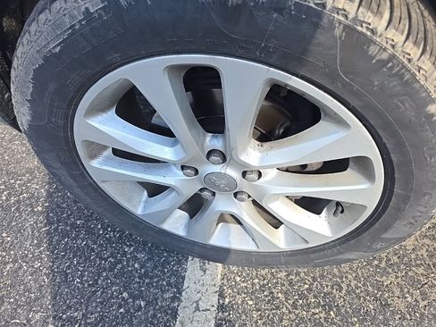 Used 2017 Jeep Grand Cherokee Limited w/ Luxury Group II image 10