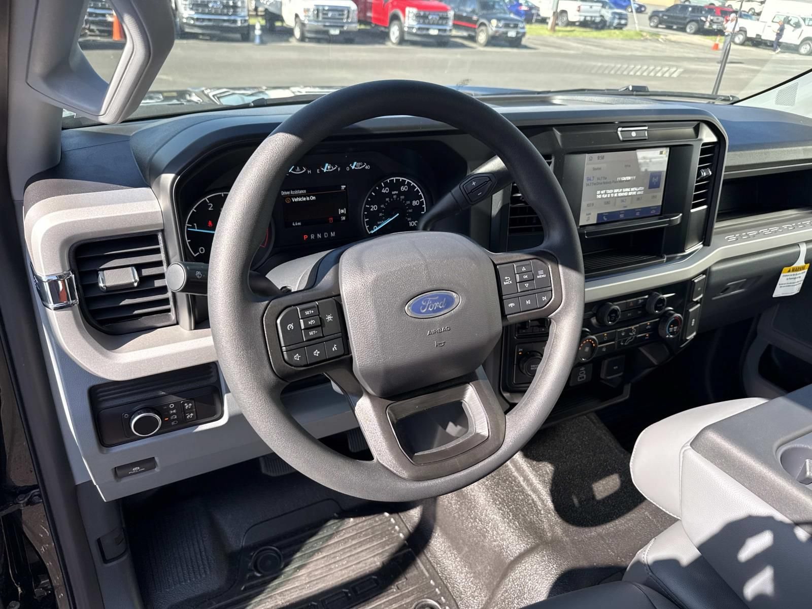 New 2026 Ford F550 4x4 SuperCab Super Duty image 13