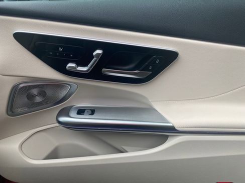 Certified 2024 Mercedes-Benz CLE 300 4MATIC Coupe image 22