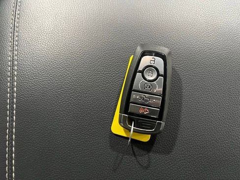 Used 2024 Ford F250 Lariat w/ Chrome Package image 26