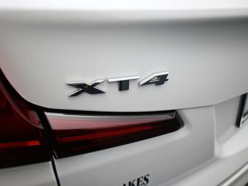 Used 2024 Cadillac XT4 Luxury w/ Cold Weather Package image 43