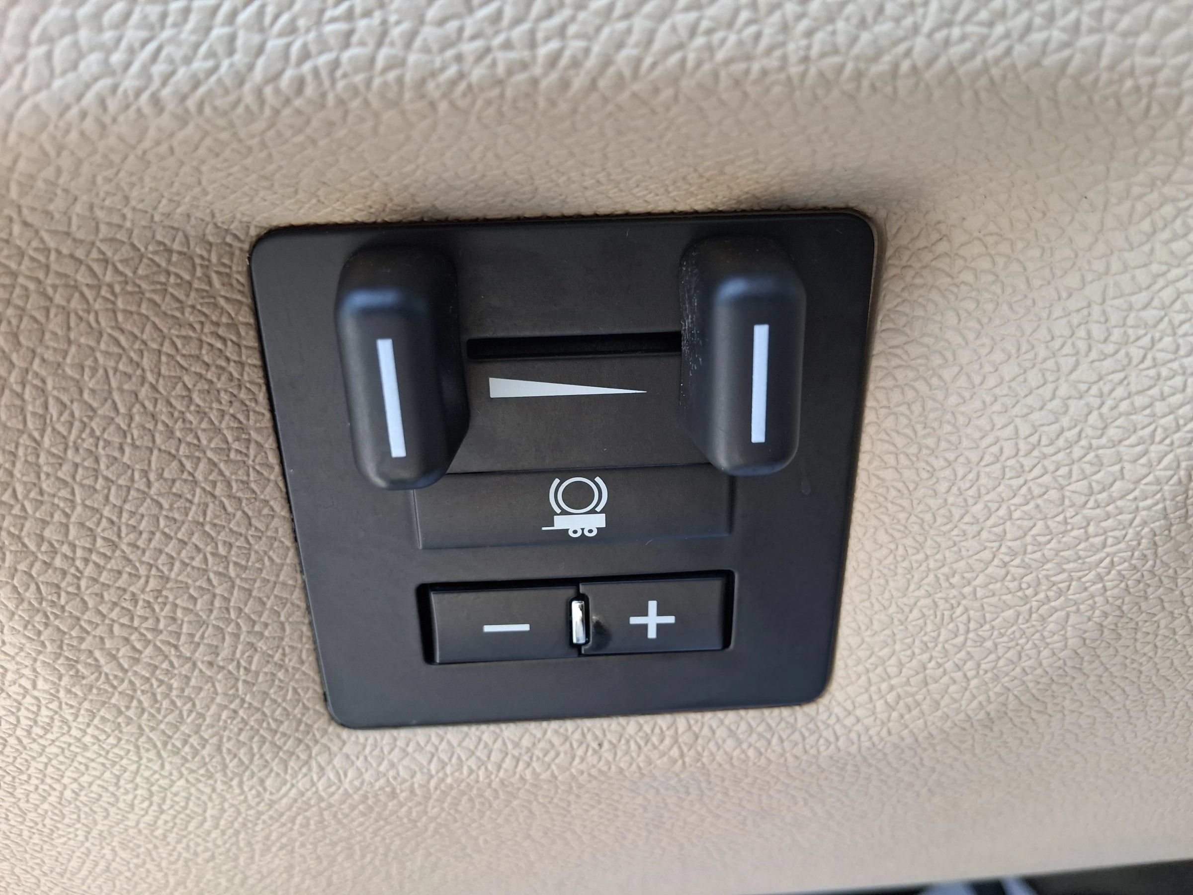 Used 2012 GMC Yukon XL Denali AWD/4WD image 21