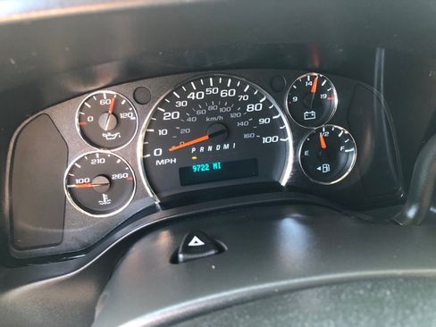 Used 2025 GMC Savana 2500 w/ Driver Convenience Package RWD image 33