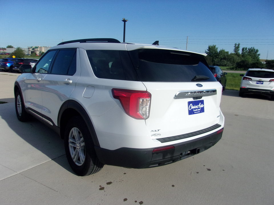 Used 2023 Ford Explorer XLT w/ Class IV Trailer Tow Package AWD/4WD image 6