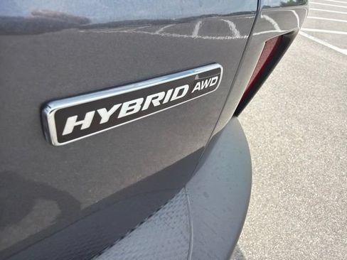 Used 2021 Ford Escape Titanium AWD/4WD image 10