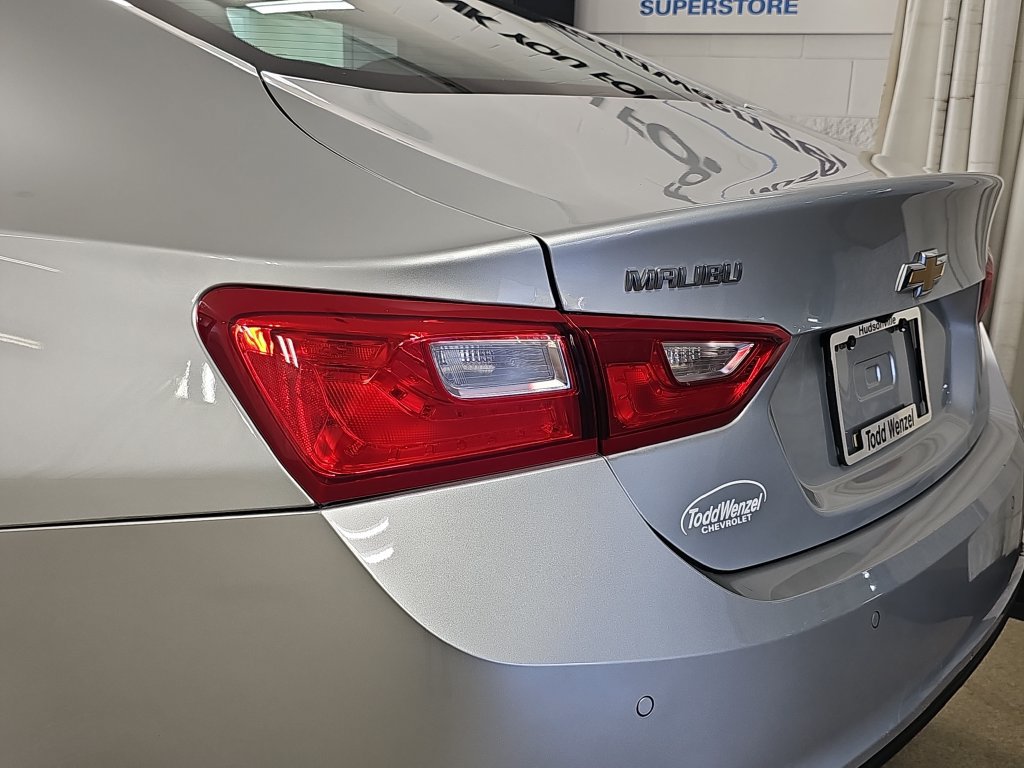 Used 2016 Chevrolet Malibu LT w/ Driver Confidence Package FWD image 38