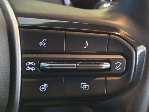 Used 2023 Chevrolet Colorado Z71 w/ Z71 Convenience Package 2 image 30