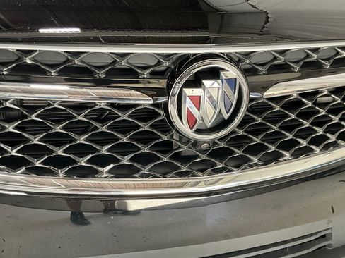 Used 2023 Buick Envision Avenir image 27