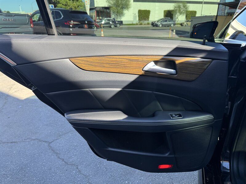 Used 2015 Mercedes-Benz CLS 400 image 27