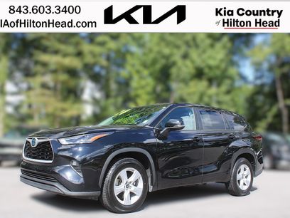 Used 2024 Toyota Highlander LE