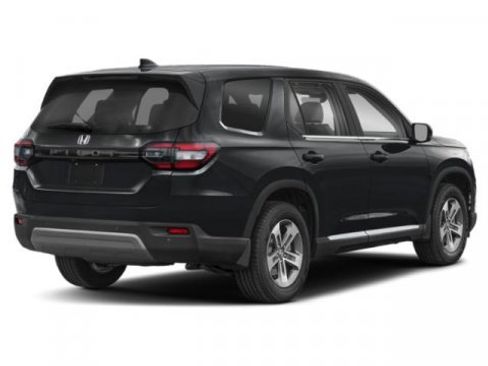 Certified 2025 Honda Pilot EX-L image 2