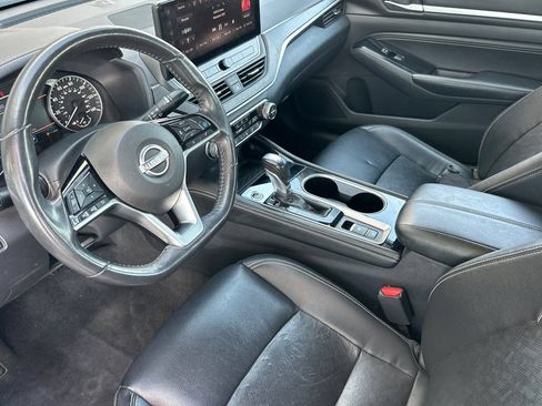 Used 2023 Nissan Altima 2.5 SL FWD image 10