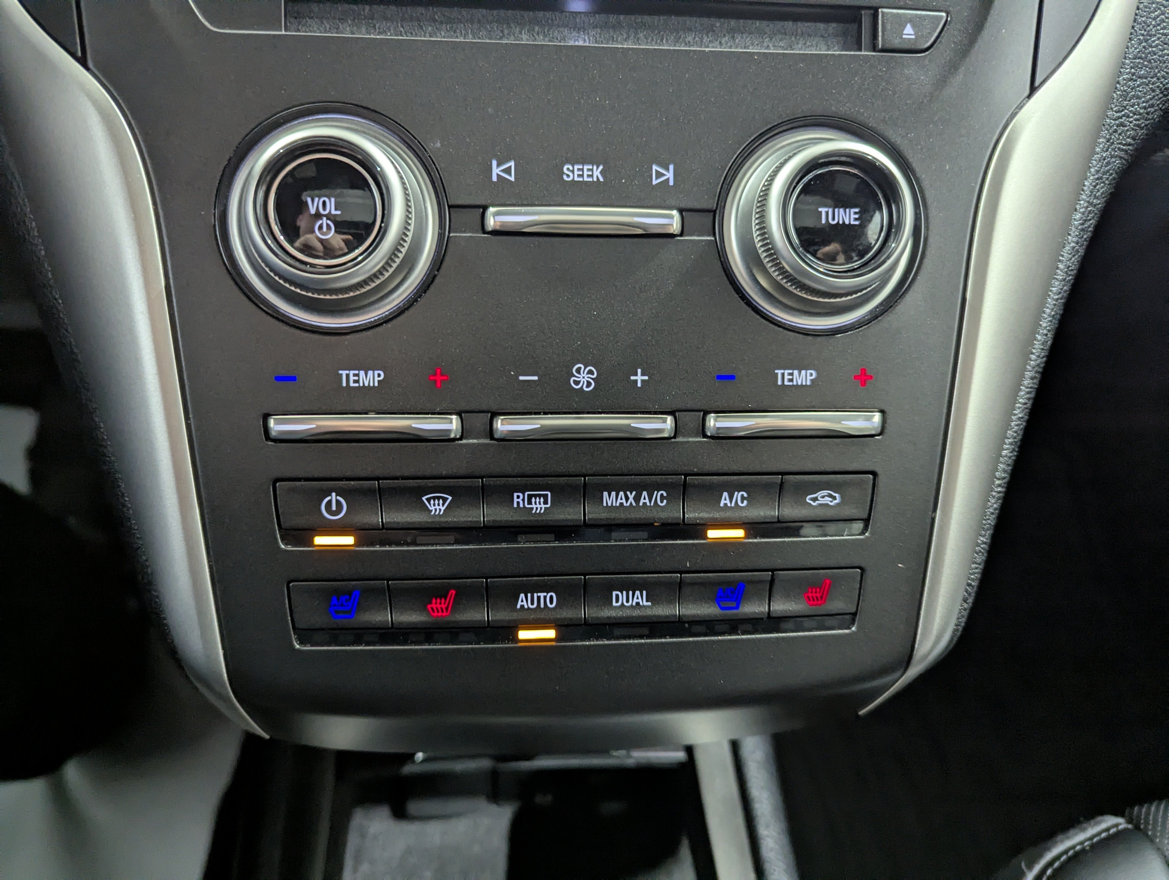 Used 2015 Lincoln MKC AWD w/ Equipment Group 102A Reserve image 20