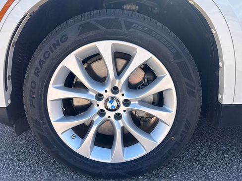 Used 2015 BMW X5 xDrive50i AWD/4WD image 16