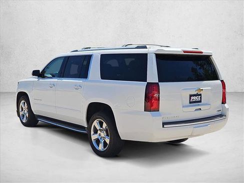 Used 2018 Chevrolet Suburban Premier RWD image 8