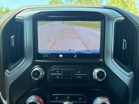Used 2019 GMC Sierra 1500 SLT w/ SLT Premium Plus Package AWD/4WD image 25