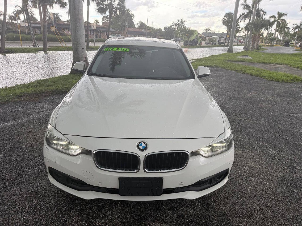 Used 2016 BMW 320i xDrive Sedan AWD/4WD image 10