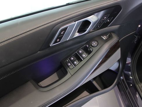 Used 2026 BMW X5 xDrive40i w/ Executive Package image 28