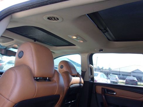 Used 2013 Chevrolet Traverse LTZ image 13