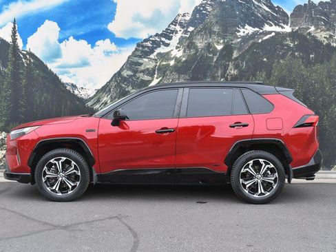 Certified 2024 Toyota RAV4 XSE w/ Weather Package AWD/4WD image 7